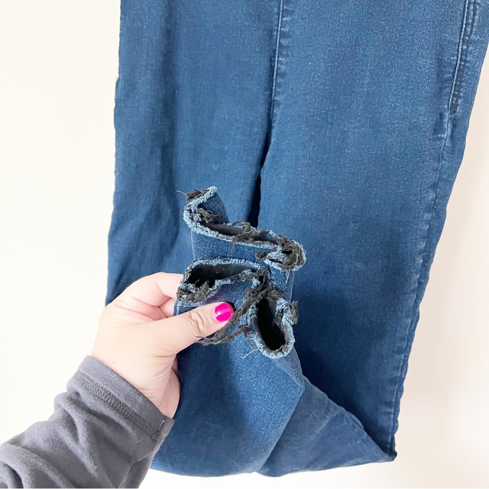 Free People Easy Goes It Raw Hem Denim Leggings Jeggings Dark Wash 27 - Picture 6 of 10